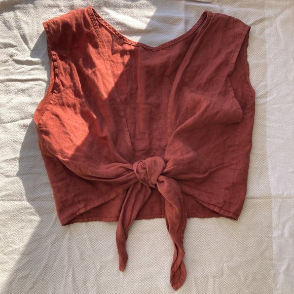 Lou & Grey 100% Linen Tie Back Cropped Tank - Picture 2 of 5